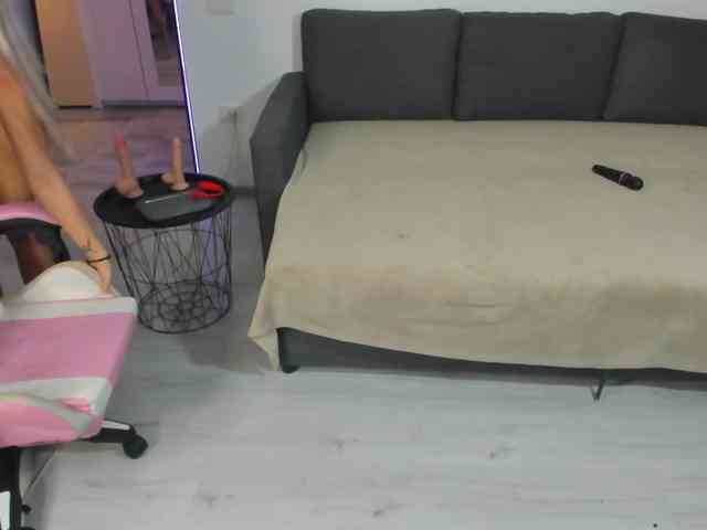 SinWithAmy webcam