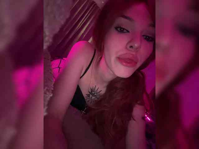 Melissahottt Live Webcam on BongaCams