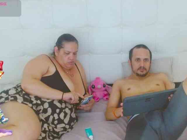 CandyandJhon webcam