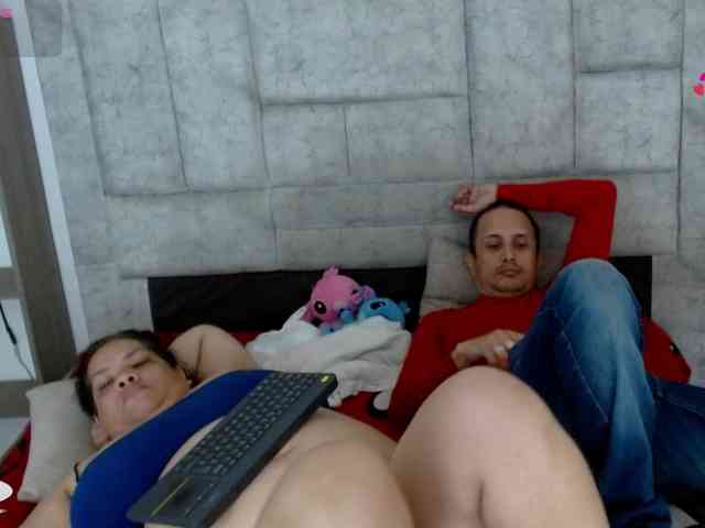 CandyandJhon webcam