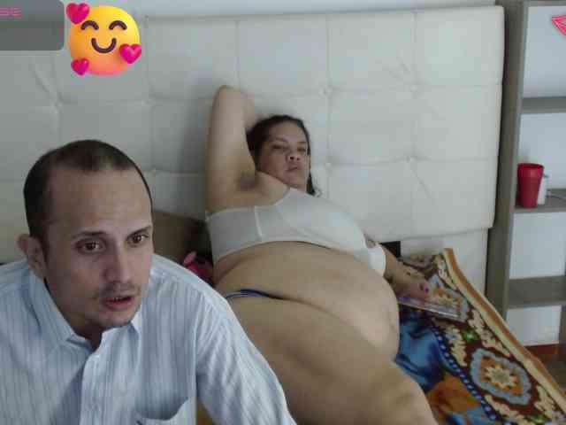 CandyandJhon webcam