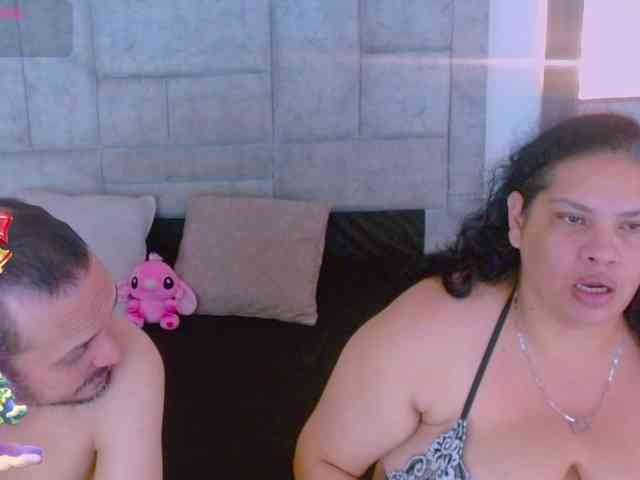 CandyandJhon webcam