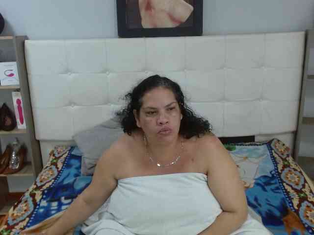 CandyandJhon webcam