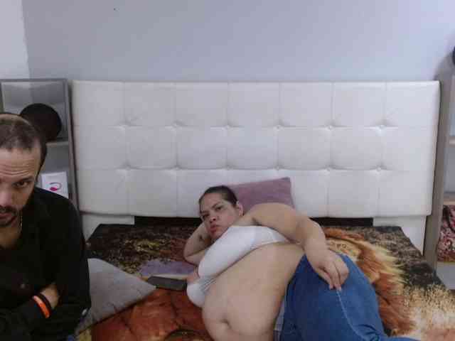 CandyandJhon webcam