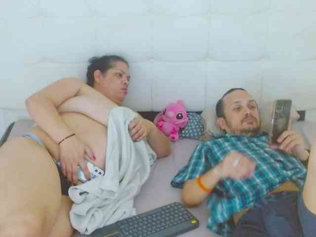 CandyandJhon webcam