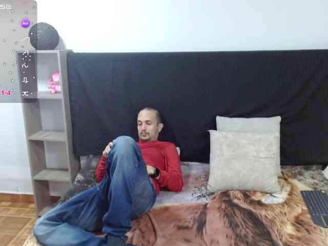 CandyandJhon webcam