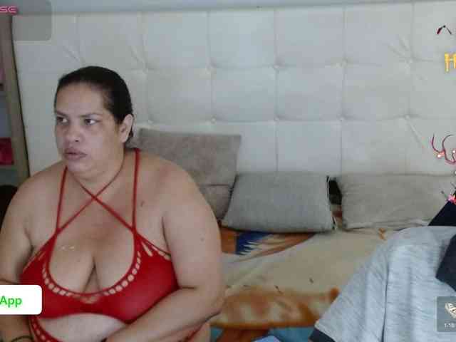 CandyandJhon webcam