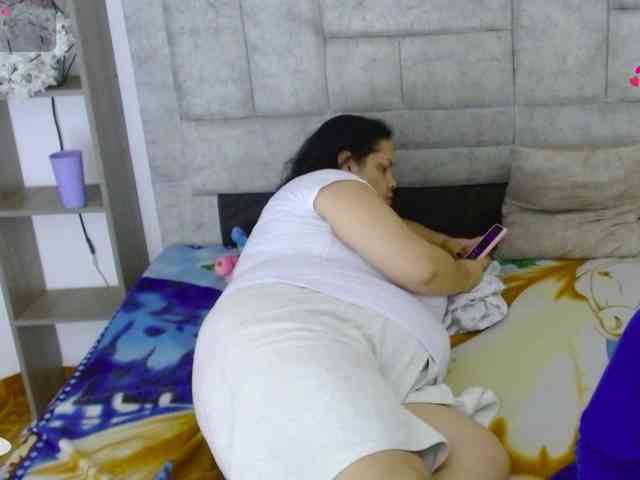 CandyandJhon Live Webcam on BongaCams