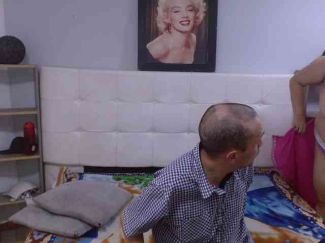 CandyandJhon webcam