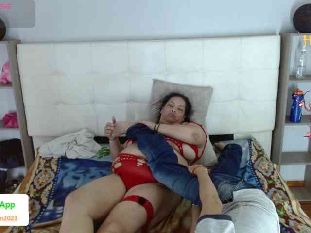 CandyandJhon webcam