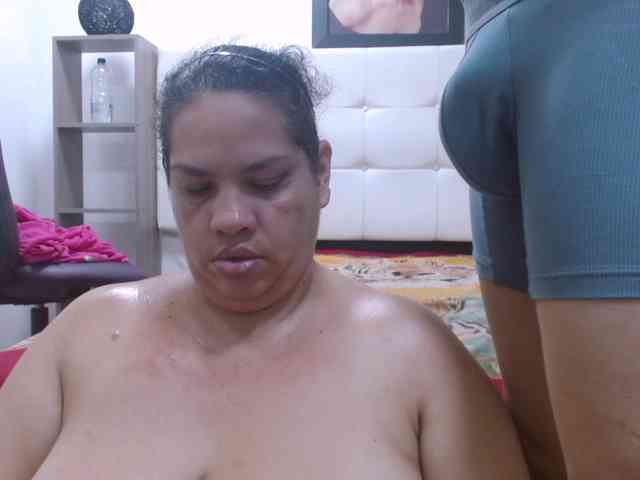 CandyandJhon webcam