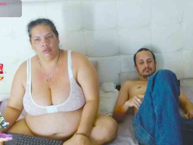 CandyandJhon webcam