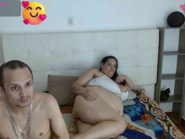 CandyandJhon webcam