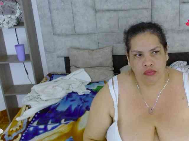 CandyandJhon Live Webcam on BongaCams