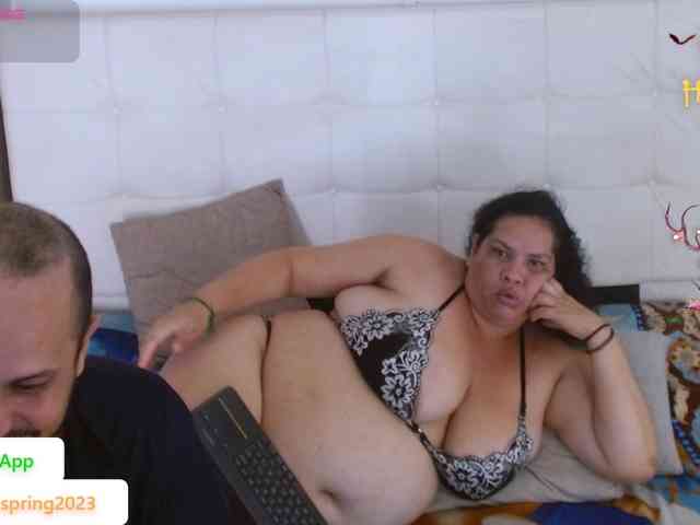 CandyandJhon webcam