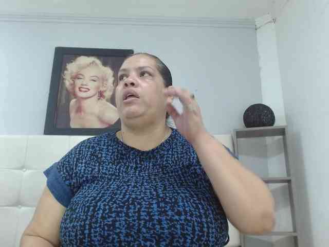 CandyandJhon webcam