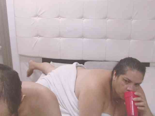 CandyandJhon webcam