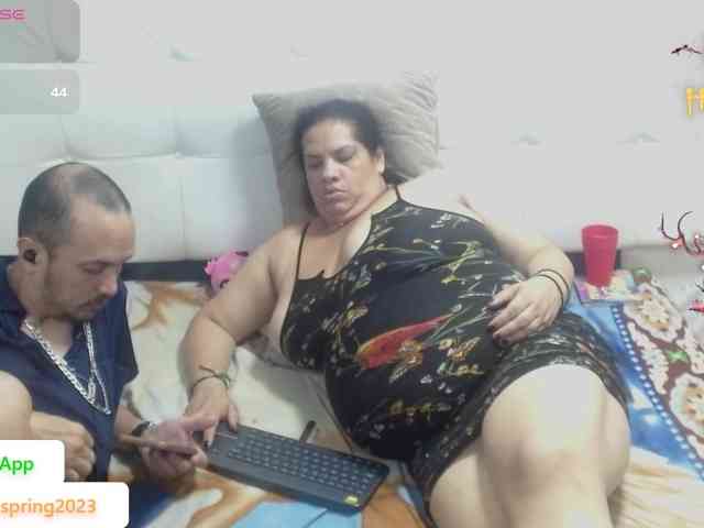 CandyandJhon webcam