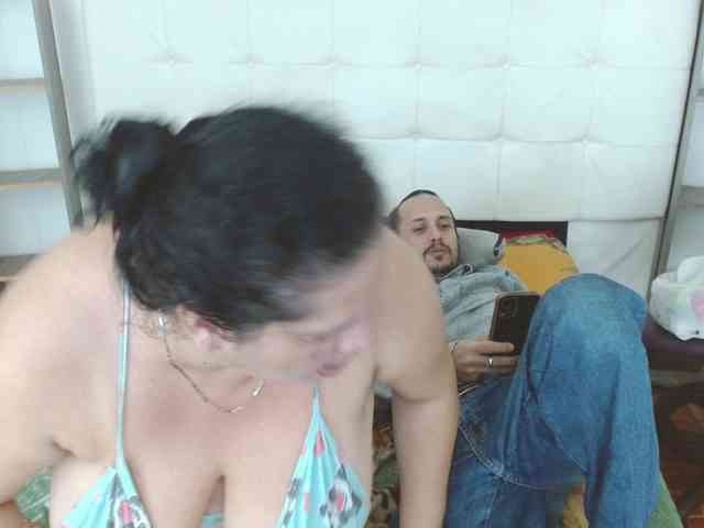 CandyandJhon webcam