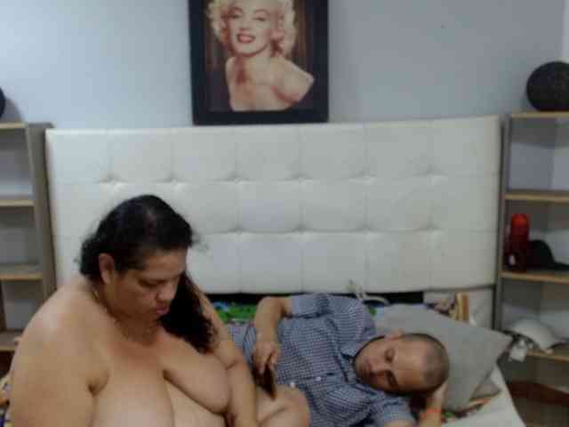 CandyandJhon webcam