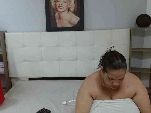 CandyandJhon webcam