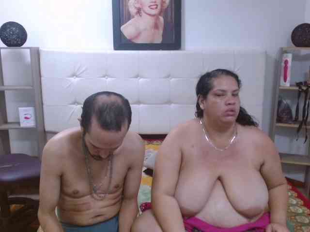 CandyandJhon webcam