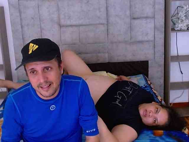 CandyandJhon Live Webcam on BongaCams