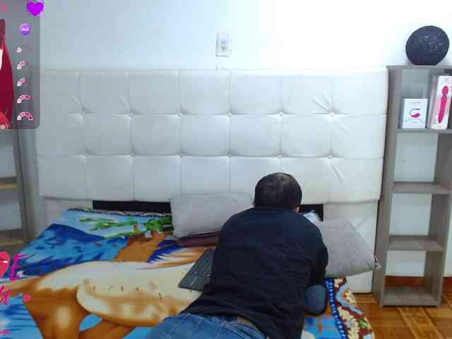 CandyandJhon webcam