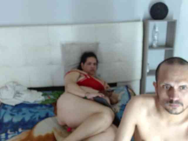 CandyandJhon webcam