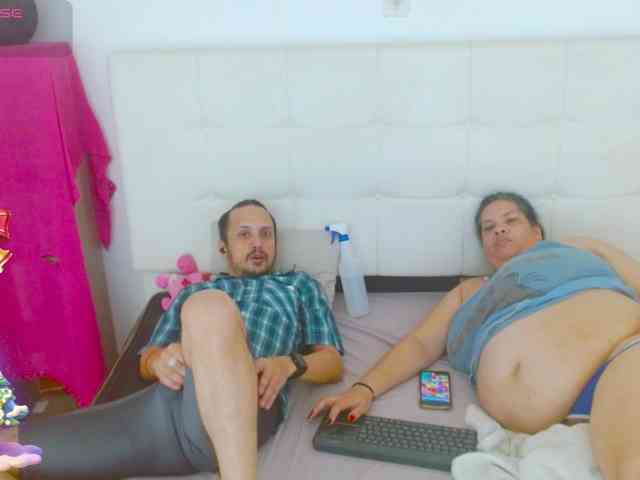 CandyandJhon webcam