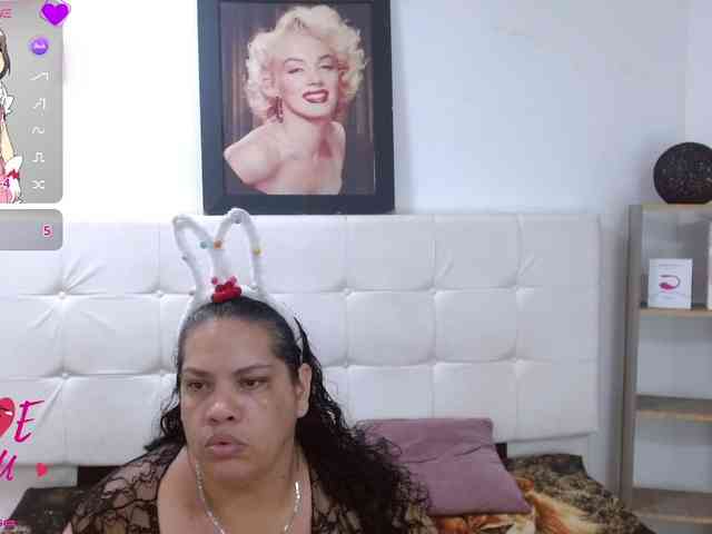 CandyandJhon webcam