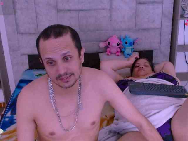 CandyandJhon webcam