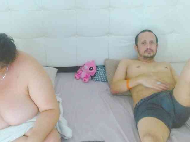 CandyandJhon webcam
