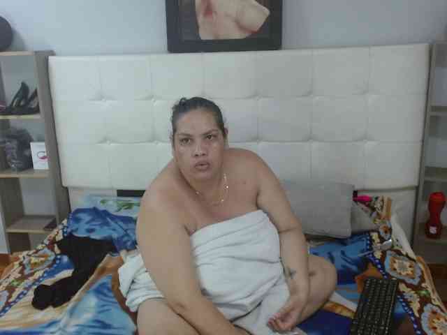 CandyandJhon webcam