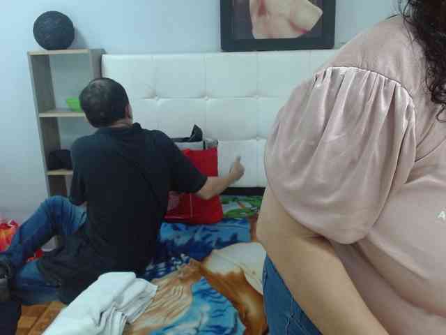 CandyandJhon webcam