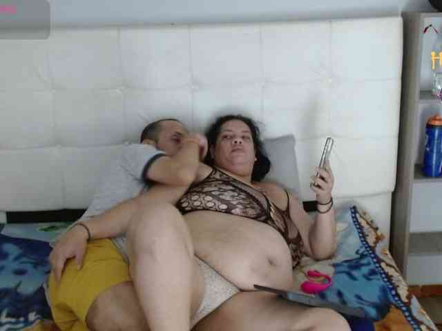 CandyandJhon webcam