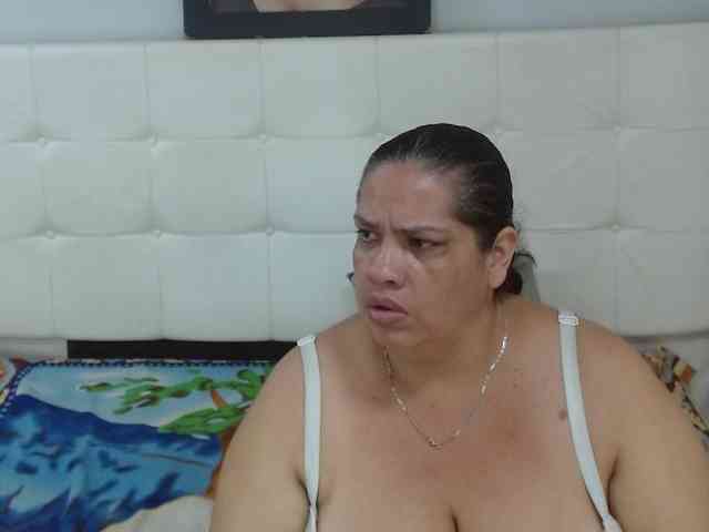 CandyandJhon webcam