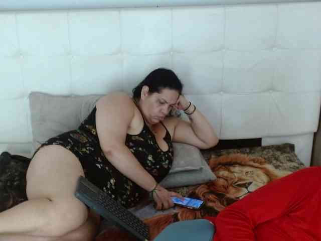 CandyandJhon Live Webcam on BongaCams