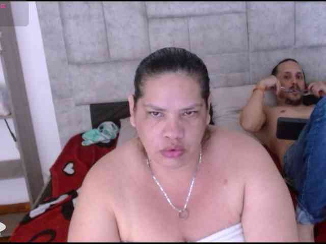 CandyandJhon webcam