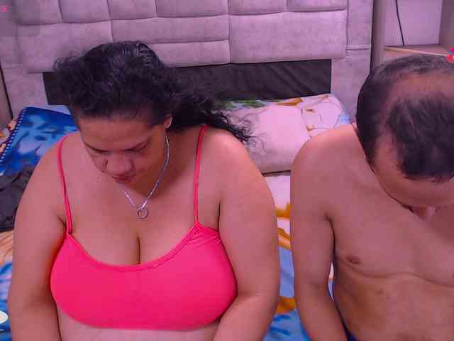 CandyandJhon webcam