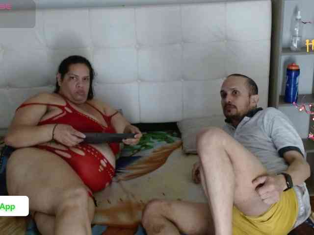 CandyandJhon webcam