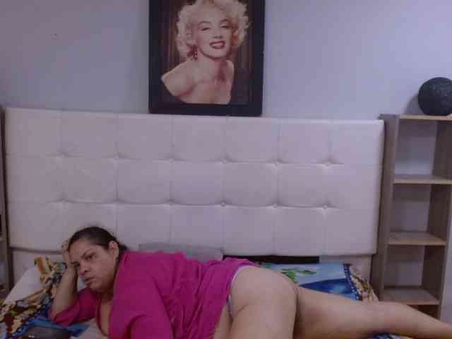 CandyandJhon webcam