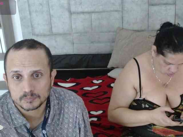 CandyandJhon webcam