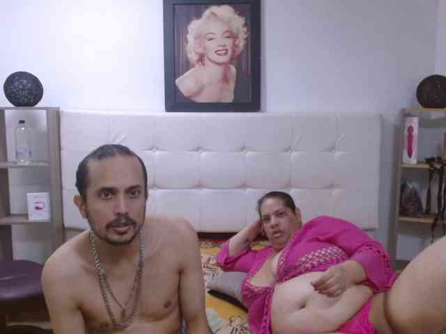 CandyandJhon webcam