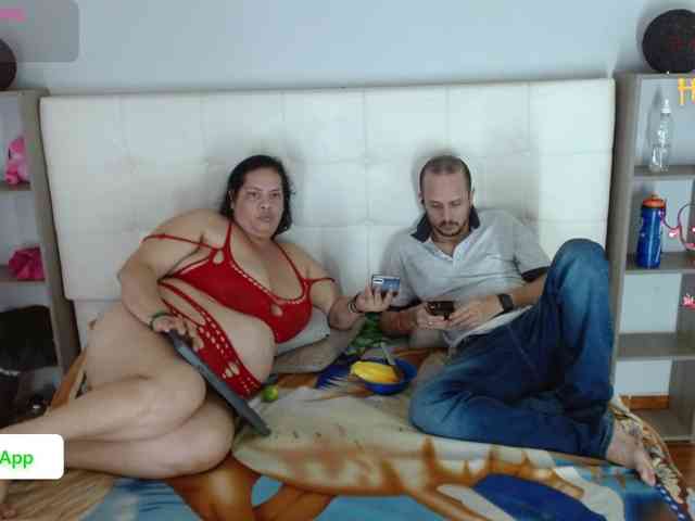 CandyandJhon webcam