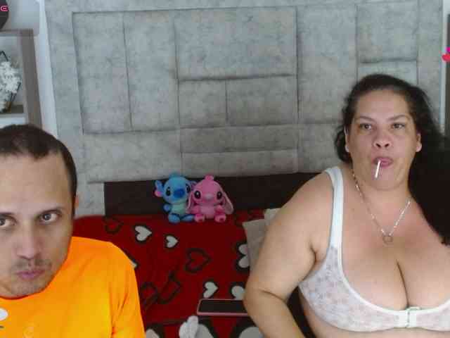 CandyandJhon webcam