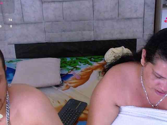 CandyandJhon Live Webcam on BongaCams