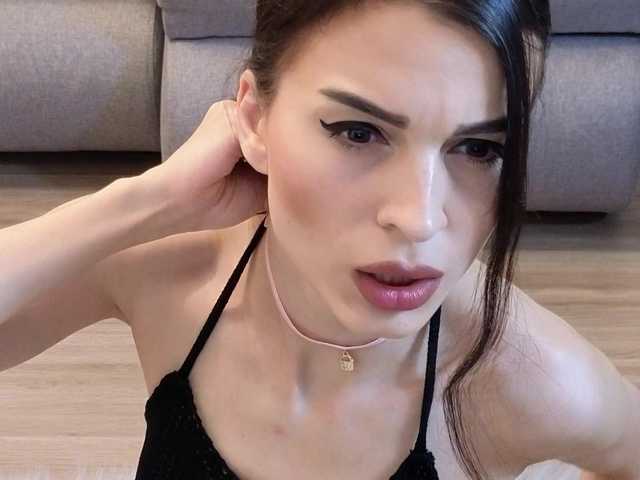 RebecaMur's BongaCams show and profile