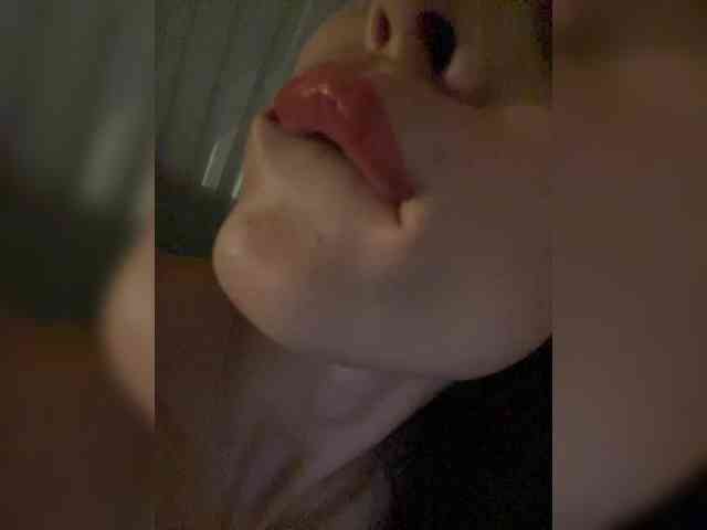 RebecaMur webcam