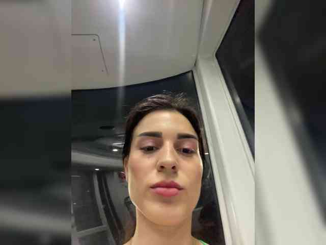 RebecaMur webcam